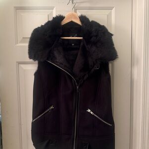 Women's Black Faux Fur / suede Vest